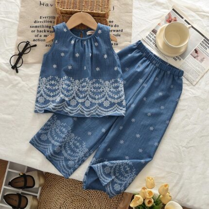 Kids Girl's Blue Snowflake Print Two-Piece Sleeveless Outfit