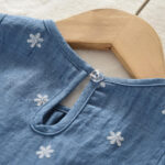 Kids Girl's Blue Snowflake Print Two-Piece Sleeveless Outfit - Image 3
